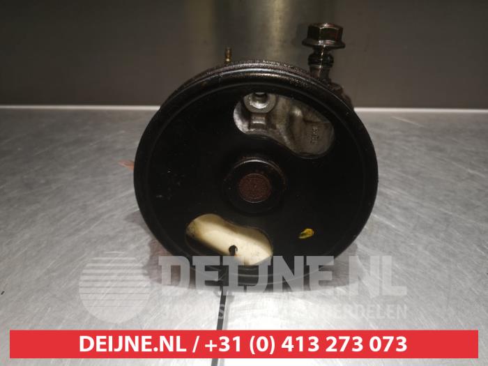 Gebrauchte Lenkkraftverstärker Pumpe Mazda MX-5 (NB18/35/8C) 1.6i 16V Preis € 35,00 Margenregelung angeboten von V.Deijne Jap.Auto-onderdelen BV