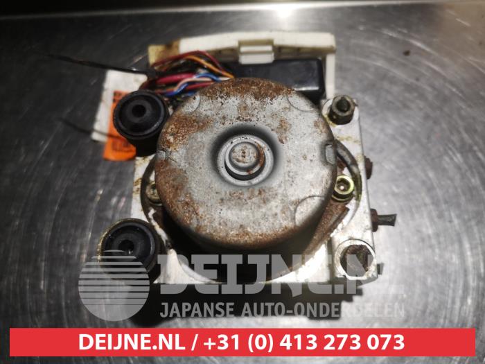 Begagnade ABS-pump Mitsubishi Lancer (CS/CT) 1.6 16V Pris € 35,00 Marginaltabell erbjuds av V.Deijne Jap.Auto-onderdelen BV