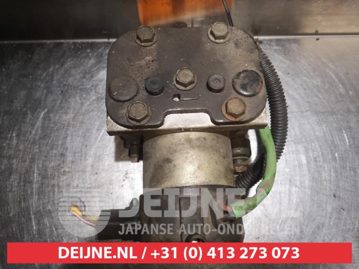 Używane Pompa ABS Mazda 323 F (BA14) 2.0i V6 24V GLX,GT Cena € 65,00 Procedura marży oferowane przez V.Deijne Jap.Auto-onderdelen BV