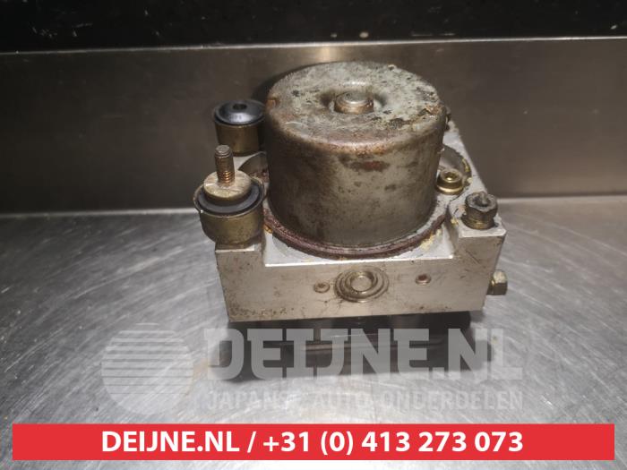 Used ABS pump Mazda MPV (LW19/69) 2.0 CiTD 16V Price € 50,00 Margin scheme offered by V.Deijne Jap.Auto-onderdelen BV