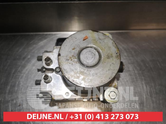 Usagé Pompe ABS Mazda 6 (GH12/GHA2) 2.2 CiTD 16V 163 Prix € 60,00 Règlement à la marge proposé par V.Deijne Jap.Auto-onderdelen BV