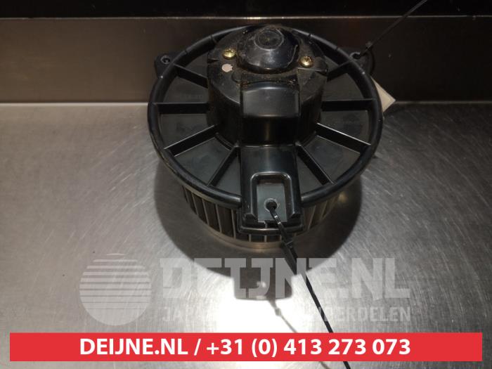 Heating and ventilation fan motor from a Honda Jazz (GD/GE2/GE3) 1.3 i-Dsi 2003