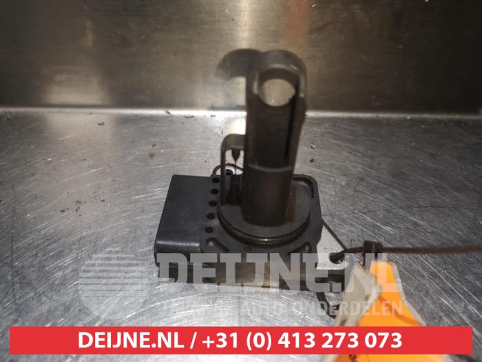 Usagé Débitmètre Toyota Land Cruiser (J12) 3.0 D-4D 16V Prix € 25,00 Règlement à la marge proposé par V.Deijne Jap.Auto-onderdelen BV