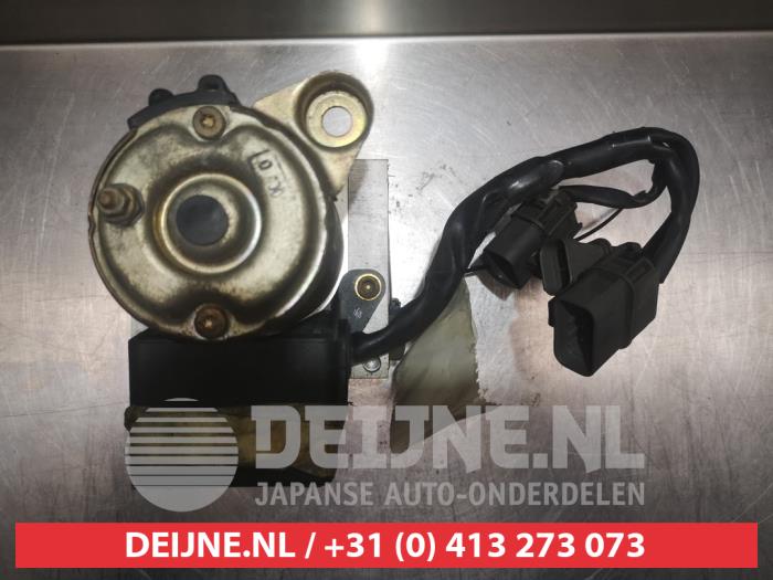 Usagé Pompe ABS Nissan Micra (K11) 1.3 LX,SLX 16V Prix € 35,00 Règlement à la marge proposé par V.Deijne Jap.Auto-onderdelen BV