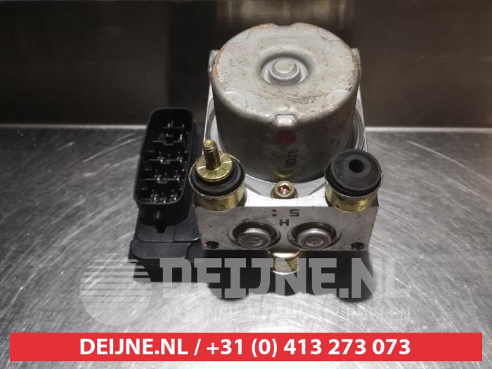 Usagé Bloc ABS Mitsubishi Lancer Wagon (CS/CT) 2.0 16V Prix € 75,00 Règlement à la marge proposé par V.Deijne Jap.Auto-onderdelen BV