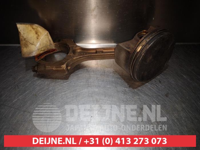 Gebrauchte Kolben Honda Accord Tourer (CM/CN) 2.4 i-VTEC 16V Preis € 50,00 Margenregelung angeboten von V.Deijne Jap.Auto-onderdelen BV