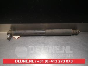 Used Rear shock absorber, right Mitsubishi Pajero Hardtop (V6/7) 3.2 DI-D 16V Autom. Price on request offered by V.Deijne Jap.Auto-onderdelen BV