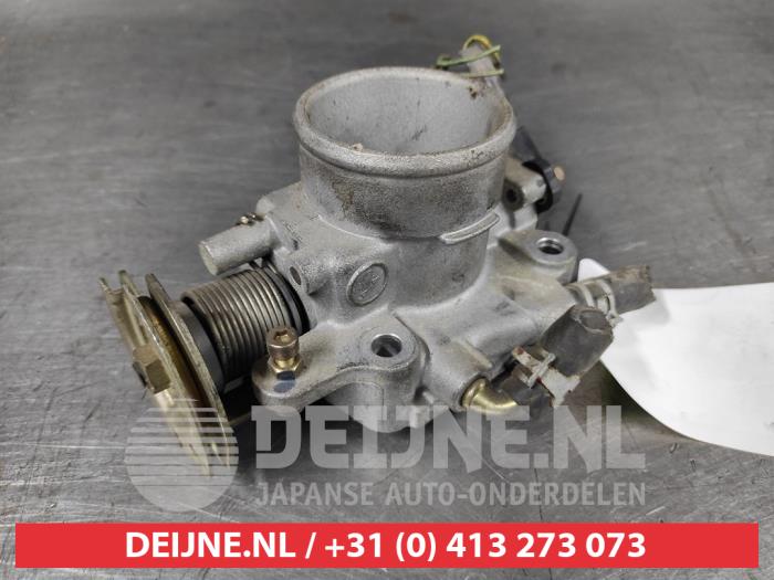 Usagé Boitier papillon Mazda Demio (DW) 1.5 16V Prix € 25,00 Règlement à la marge proposé par V.Deijne Jap.Auto-onderdelen BV