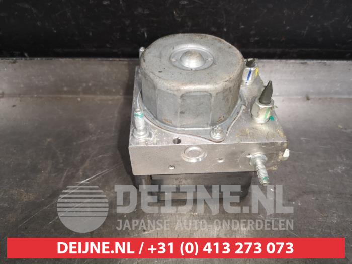 Usagé Pompe ABS Nissan Micra (K13) 1.2 12V Prix € 125,00 Règlement à la marge proposé par V.Deijne Jap.Auto-onderdelen BV