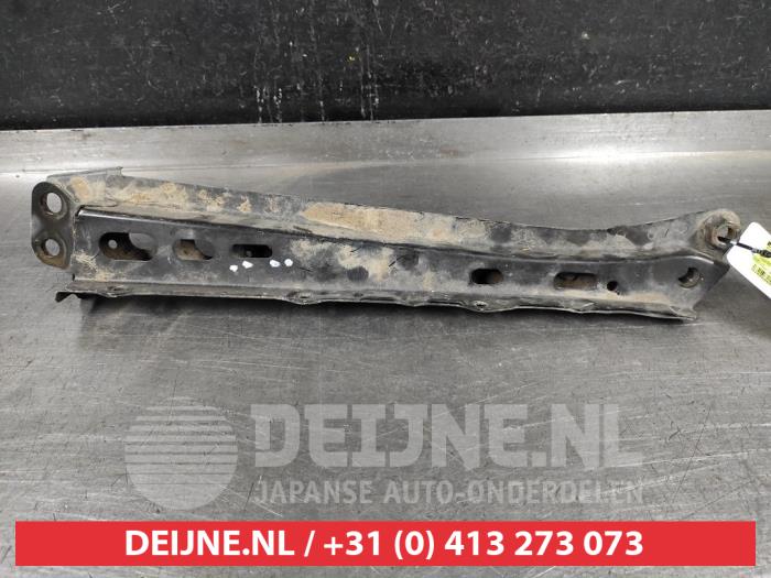 Usados Subchasis Toyota Verso 2.0 16V D-4D-F Precio € 100,00 Norma de margen ofrecido por V.Deijne Jap.Auto-onderdelen BV
