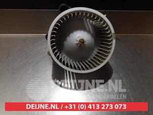 Usados Motor de ventilador de calefactor Kia Magentis (GE) 2.0 CRDi 16V Precio de solicitud ofrecido por V.Deijne Jap.Auto-onderdelen BV