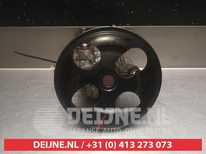 Usagé Pompe de direction Mitsubishi Carisma 1.8 GDI 16V Prix € 25,00 Règlement à la marge proposé par V.Deijne Jap.Auto-onderdelen BV