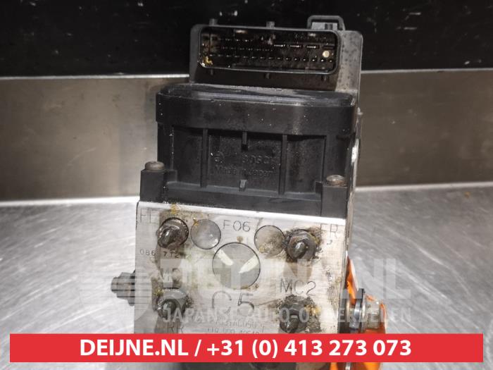 Gebrauchte ABS Pumpe Subaru Legacy Wagon (BH) 2.5 16V Preis € 60,00 Margenregelung angeboten von V.Deijne Jap.Auto-onderdelen BV