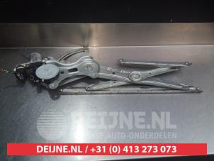 Used Window mechanism 4-door, front right Mitsubishi L-200 2.5 DI-D 4x4 Price on request offered by V.Deijne Jap.Auto-onderdelen BV
