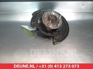 Used Rear wheel bearing Toyota Prius (NHW20) Price on request offered by V.Deijne Jap.Auto-onderdelen BV