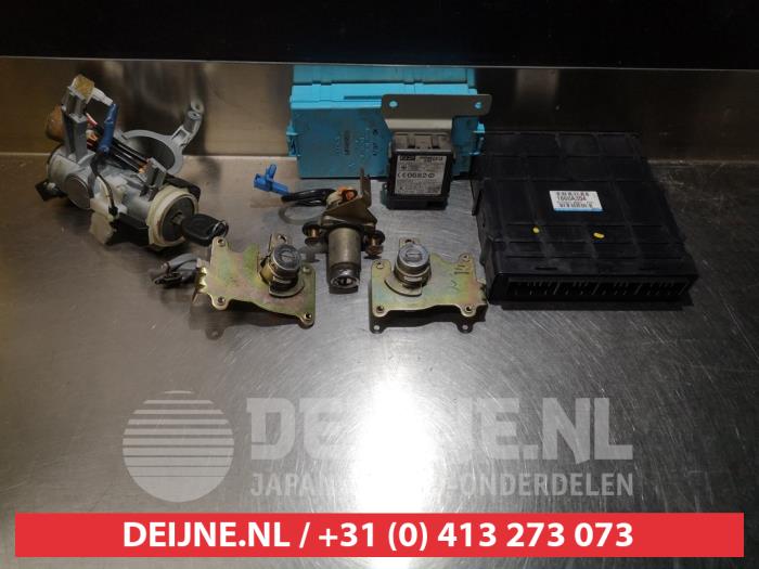 Used Engine management computer Mitsubishi Pajero Canvas Top (V6/7) 3.5 V6 GDI 24V Price € 150,00 Margin scheme offered by V.Deijne Jap.Auto-onderdelen BV