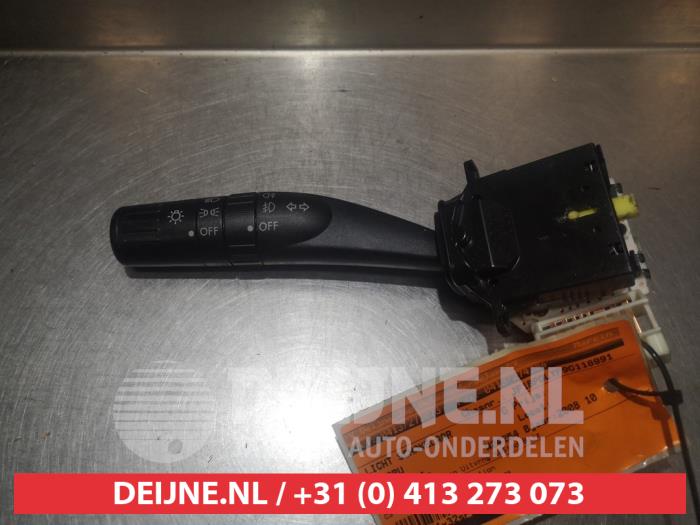 Indicator stalk