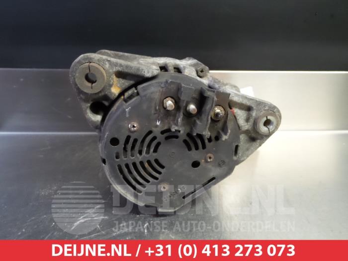Używane Pradnica Mazda 121 (JA/JB) 1.3i LX,GLX Cena € 25,00 Procedura marży oferowane przez V.Deijne Jap.Auto-onderdelen BV