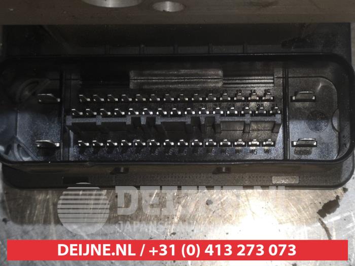 Pompa ABS z SsangYong Kyron 2.0 M 200 Xdi 16V 4x4 2006