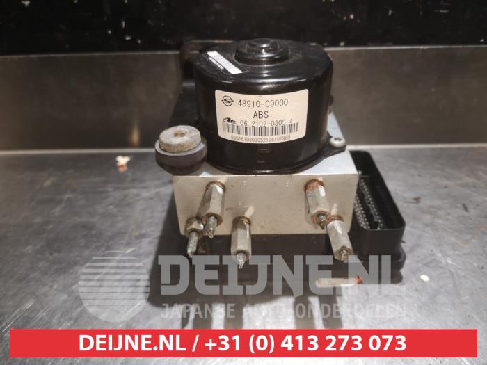 Pompa ABS z SsangYong Kyron 2.0 M 200 Xdi 16V 4x4 2006