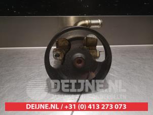 Used Power steering pump Mazda 3 Sport (BK14) 1.6i 16V Price € 50,00 Margin scheme offered by V.Deijne Jap.Auto-onderdelen BV