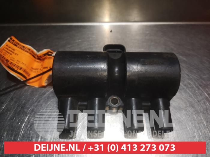 Usagé Bobine Chevrolet Evanda 2.0 16V Prix € 20,00 Règlement à la marge proposé par V.Deijne Jap.Auto-onderdelen BV