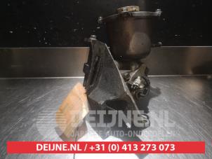 Pompe de direction d'un Subaru Forester (SF) 2.0 16V S-Turbo 2001