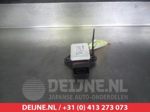 Used Anti-roll control sensor Suzuki SX4 (EY/GY) 1.9 DDiS Price on request offered by V.Deijne Jap.Auto-onderdelen BV