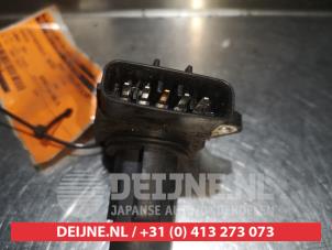 Luftmengenmesser van een Toyota Land Cruiser (J12) 3.0 D-4D 16V 2006