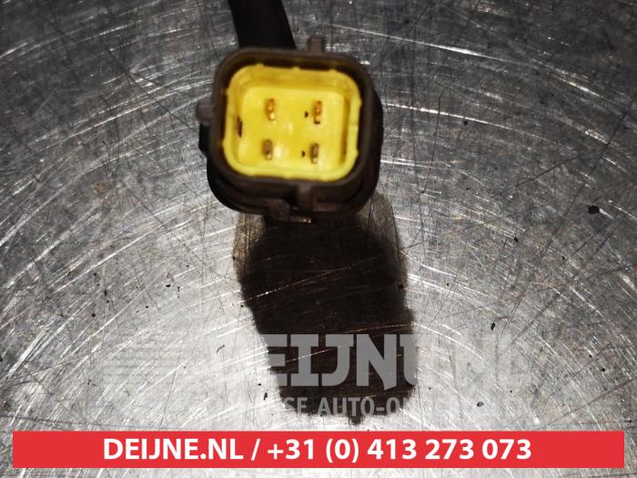 Sonda lambda z Kia Carens II (FJ) 1.8i 16V 2004