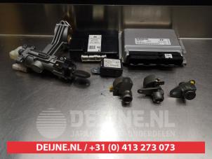 Used Set of cylinder locks (complete) Hyundai Matrix 1.8 16V Price on request offered by V.Deijne Jap.Auto-onderdelen BV