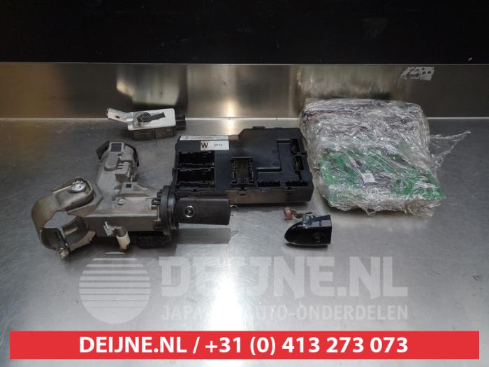 Used Engine management computer Mazda 2 (DE) 1.3 16V S-VT Price € 90,00 Margin scheme offered by V.Deijne Jap.Auto-onderdelen BV