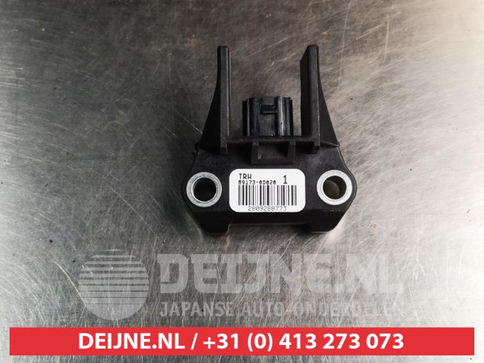 Gebrauchte Airbag Sensor Toyota Yaris II (P9) 1.33 16V Dual VVT-I Preis € 25,00 Margenregelung angeboten von V.Deijne Jap.Auto-onderdelen BV