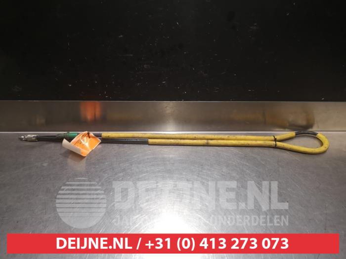 Usagé Câble frein à main Nissan Primastar 2.0 dCi 120 Prix € 35,00 Règlement à la marge proposé par V.Deijne Jap.Auto-onderdelen BV