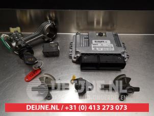Usados Cerradura de contacto y llave Hyundai Getz 1.5 CRDi VGT 16V Precio de solicitud ofrecido por V.Deijne Jap.Auto-onderdelen BV