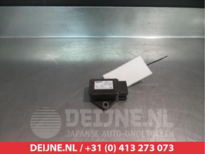 Acceleration sensor