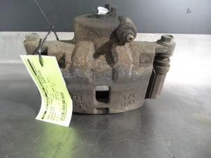 Used Front brake calliper, left Chevrolet Epica 2.5 24V Price € 75,00 Margin scheme offered by V.Deijne Jap.Auto-onderdelen BV