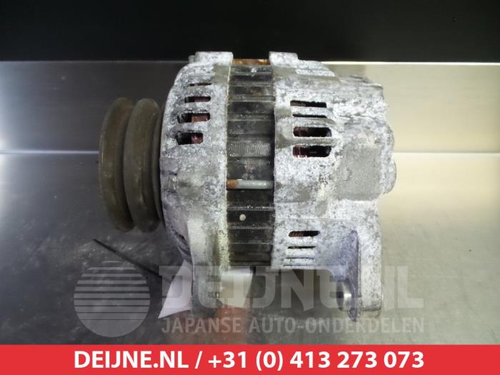 Begagnade Dynamo Mazda Premacy 2.0 DiTD 16V Pris € 25,00 Marginaltabell erbjuds av V.Deijne Jap.Auto-onderdelen BV