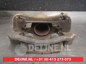 Used Front brake calliper, left Kia Cee'd Sportswagon (JDC5) 1.6 CRDi 16V VGT Price € 50,00 Margin scheme offered by V.Deijne Jap.Auto-onderdelen BV