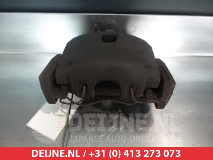 Gebrauchte Bremszange rechts vorne Mazda Tribute 3.0 V6 24V 4x4 Preis € 35,00 Margenregelung angeboten von V.Deijne Jap.Auto-onderdelen BV