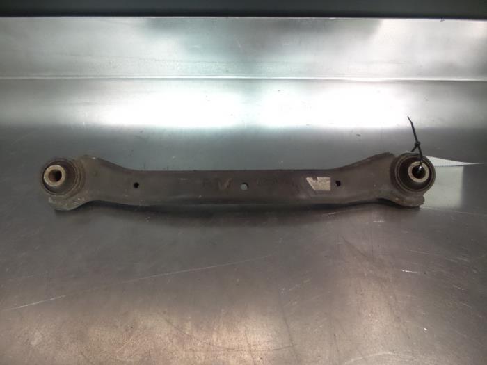 Rear wishbone, left from a Hyundai iX35 (LM) 1.6 GDI 16V 2011