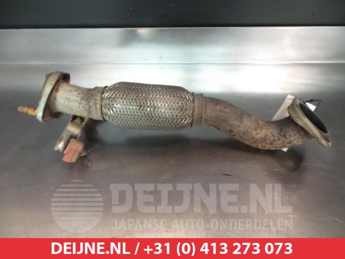 Exhaust front section from a Hyundai Santa Fe II (CM) 2.2 CRDi 16V 4x4 2006
