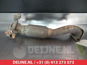 Used Exhaust front section Hyundai Santa Fe II (CM) 2.2 CRDi 16V 4x4 Price on request offered by V.Deijne Jap.Auto-onderdelen BV