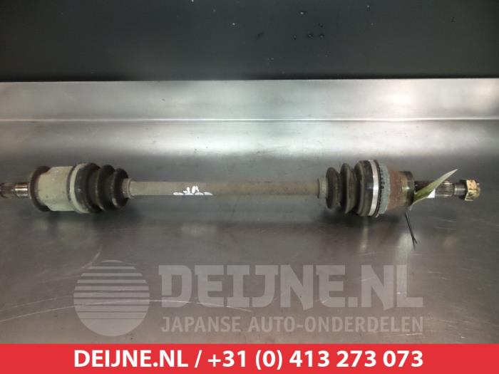 Gebrauchte Antriebswelle links hinten Mitsubishi Outlander (CU) 2.4 16V 4x4 Preis € 50,00 Margenregelung angeboten von V.Deijne Jap.Auto-onderdelen BV