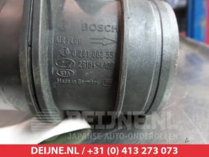 Luftmengenmesser van een Kia Carnival 2 (FIB/FLD) 2.9 HPDi 16V 2002