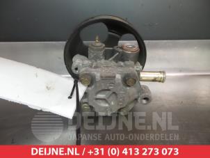 Pompe de direction d'un Mitsubishi Lancer Wagon (CS/CT) 1.6 16V 2005