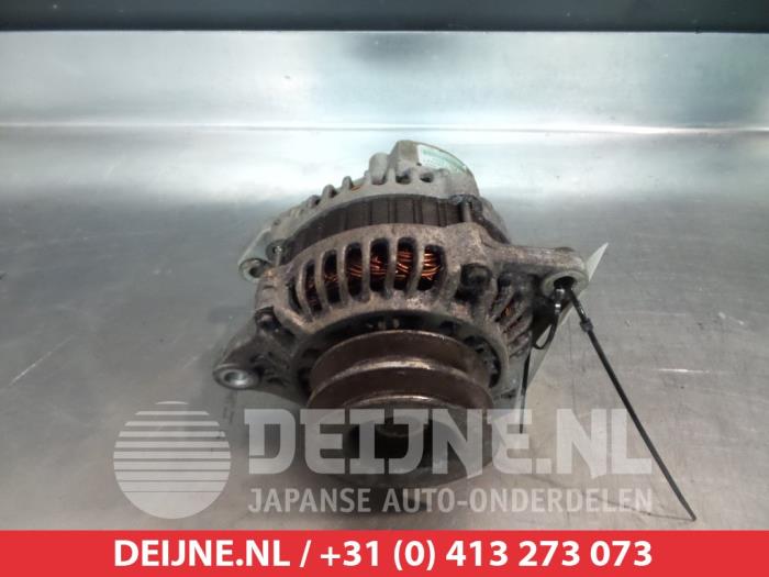 Usagé Dynamo Mazda BT-50 2.5 Di 16V 4x4 Prix € 50,00 Règlement à la marge proposé par V.Deijne Jap.Auto-onderdelen BV