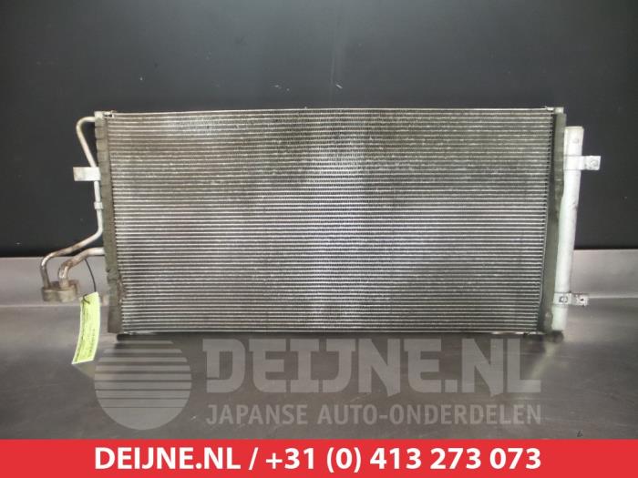 Begagnade Kondensor, luftkonditionering Kia Carens III (FG) 2.0 CRDI VGT 16V Pris € 75,00 Marginaltabell erbjuds av V.Deijne Jap.Auto-onderdelen BV