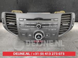 Usados Radio Honda Accord (CU) 2.2 i-DTEC 16V Precio € 100,00 Norma de margen ofrecido por V.Deijne Jap.Auto-onderdelen BV