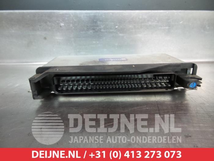 Usagé Ordinateur ABS Mazda MX-5 (NB18/35/8C) 1.6i 16V Prix € 75,00 Règlement à la marge proposé par V.Deijne Jap.Auto-onderdelen BV